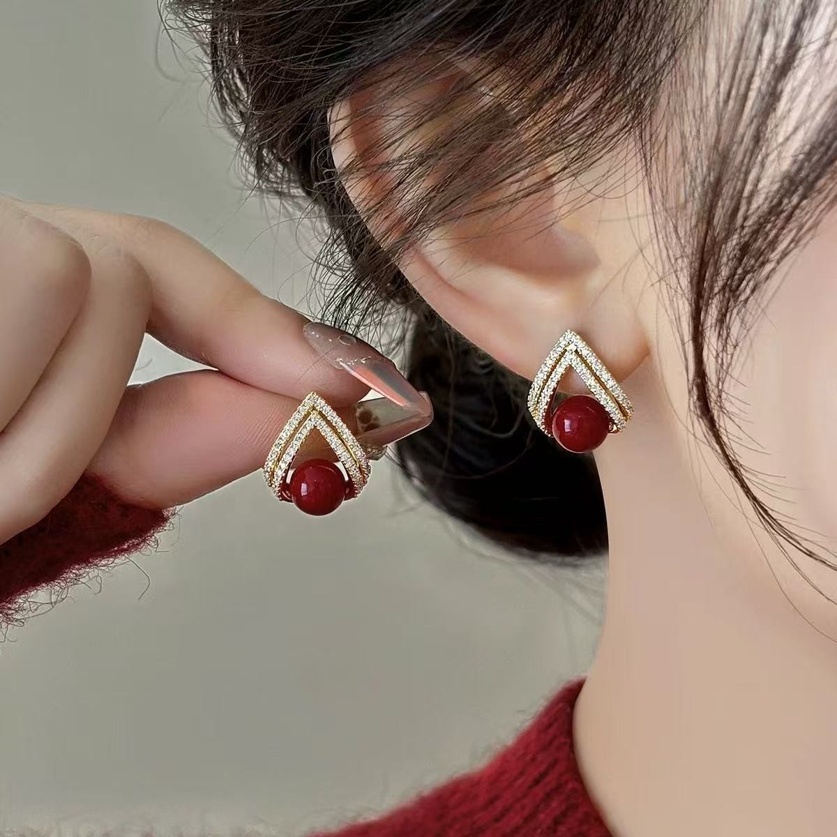 Pearl Earring Stud - 925 シルバー針韓国ファッションワインレッドパールイヤリング女性のためのジュエリー 2026 トレンド新高級クリスタルスタッドイヤリング Brinco