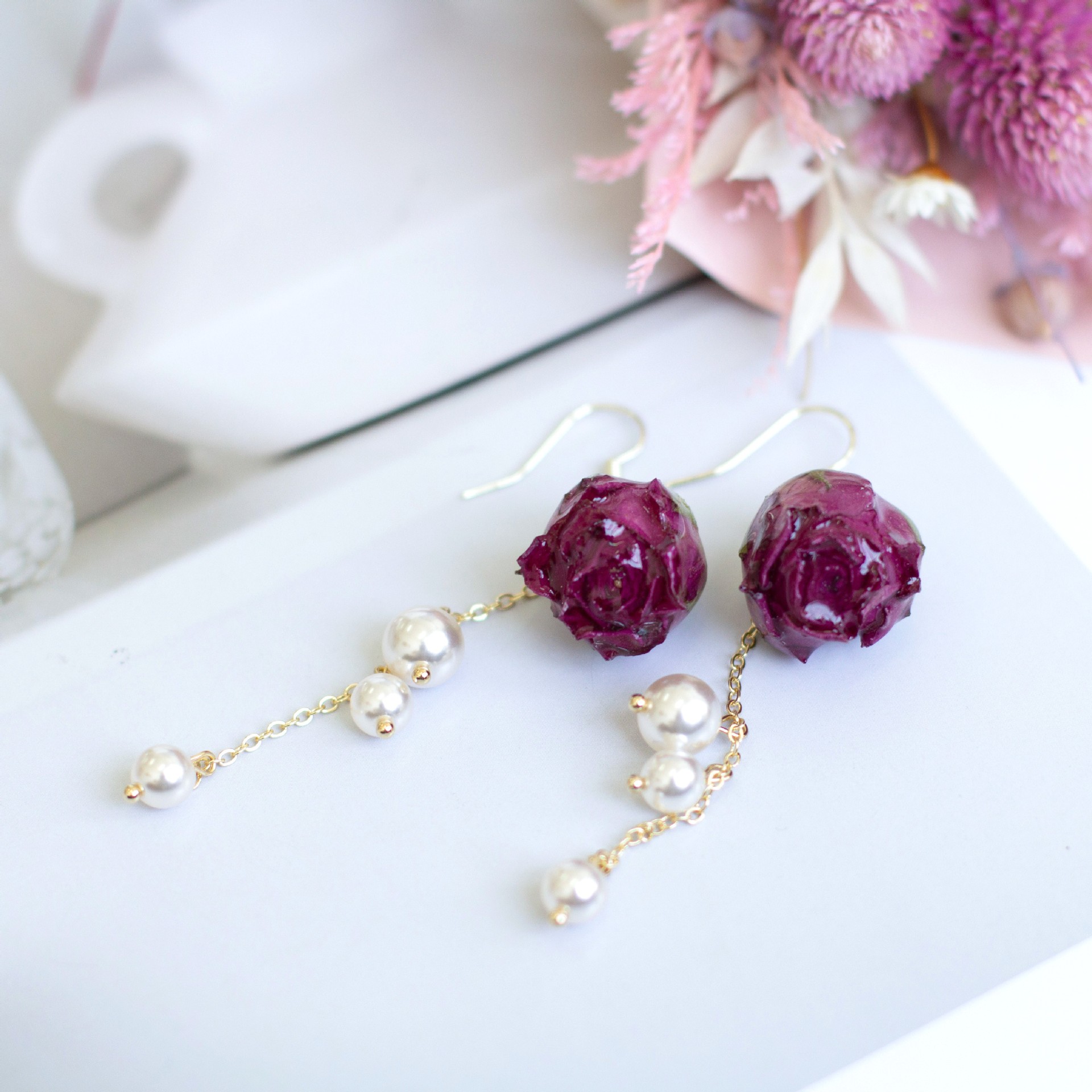 エレガントな不滅のバラパールタッセルイヤリング、マルチカラー - Pearl Earring Stud のレビューと価格